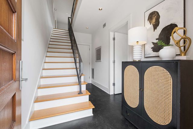 418 Van Buren St, Nashville, TN 37208