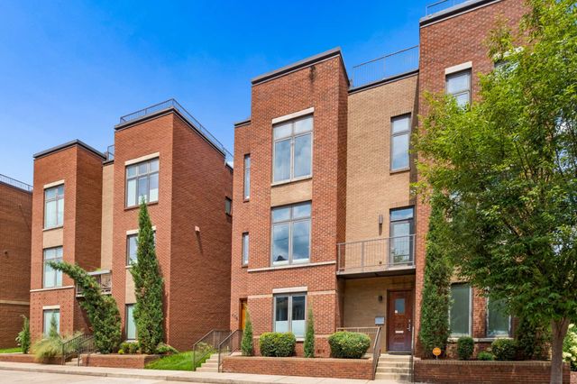 418 Van Buren St, Nashville, TN 37208