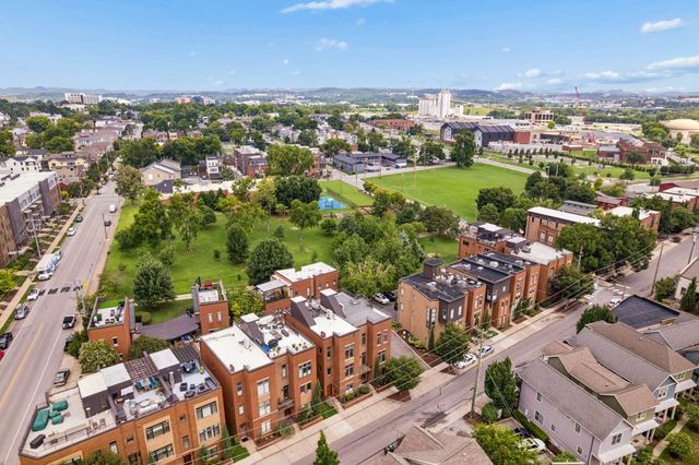 418 Van Buren St, Nashville, TN 37208
