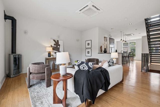 418 Van Buren St, Nashville, TN 37208