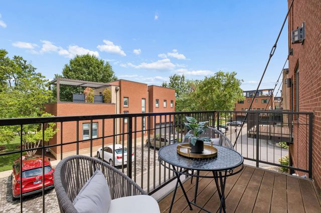 418 Van Buren St, Nashville, TN 37208