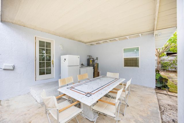 730 Winters Street, West Palm Beach, FL 33405