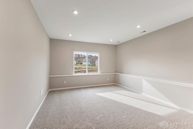 2587 Golden Leaf Drive, Beavercreek, OH 45431