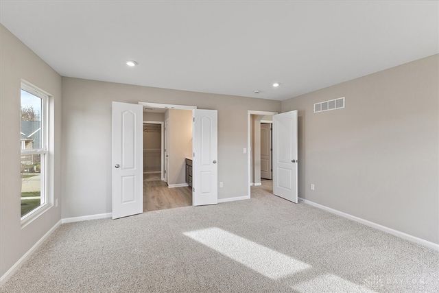 2587 Golden Leaf Drive, Beavercreek, OH 45431