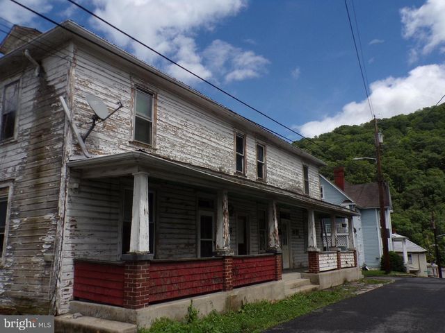 149 & 151 E PIEDMONT ST, Keyser, WV 26726