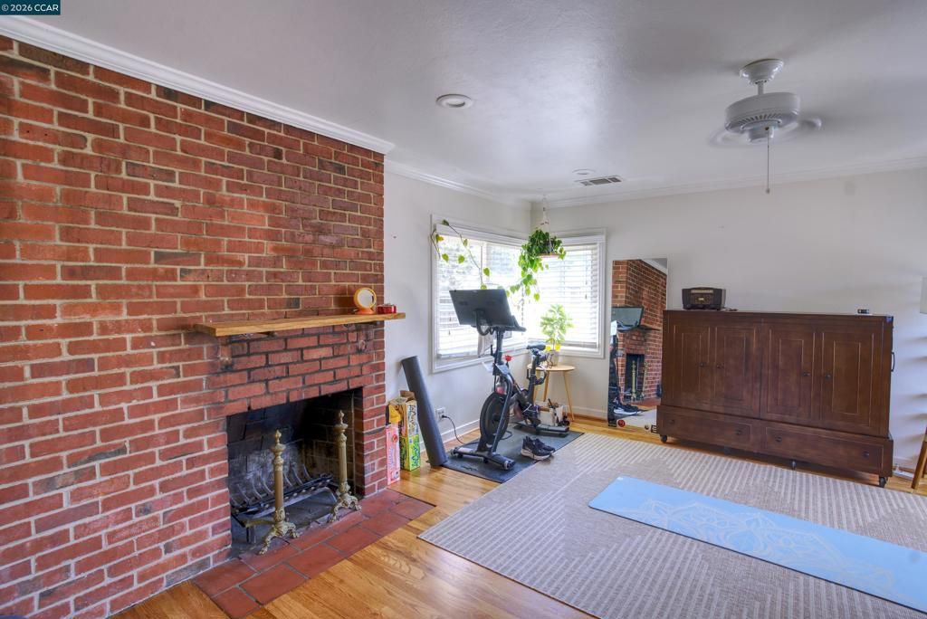 Image 12 of property listing at 1213 Grove Way, Concord, CA 94518
