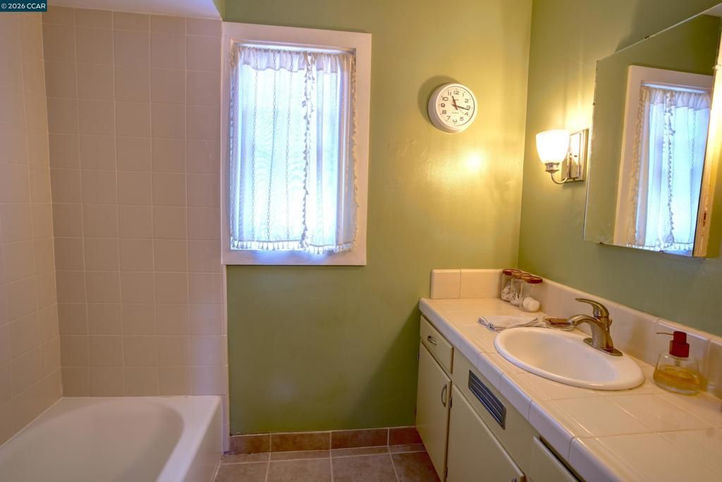 Image 13 of property listing at 1213 Grove Way, Concord, CA 94518