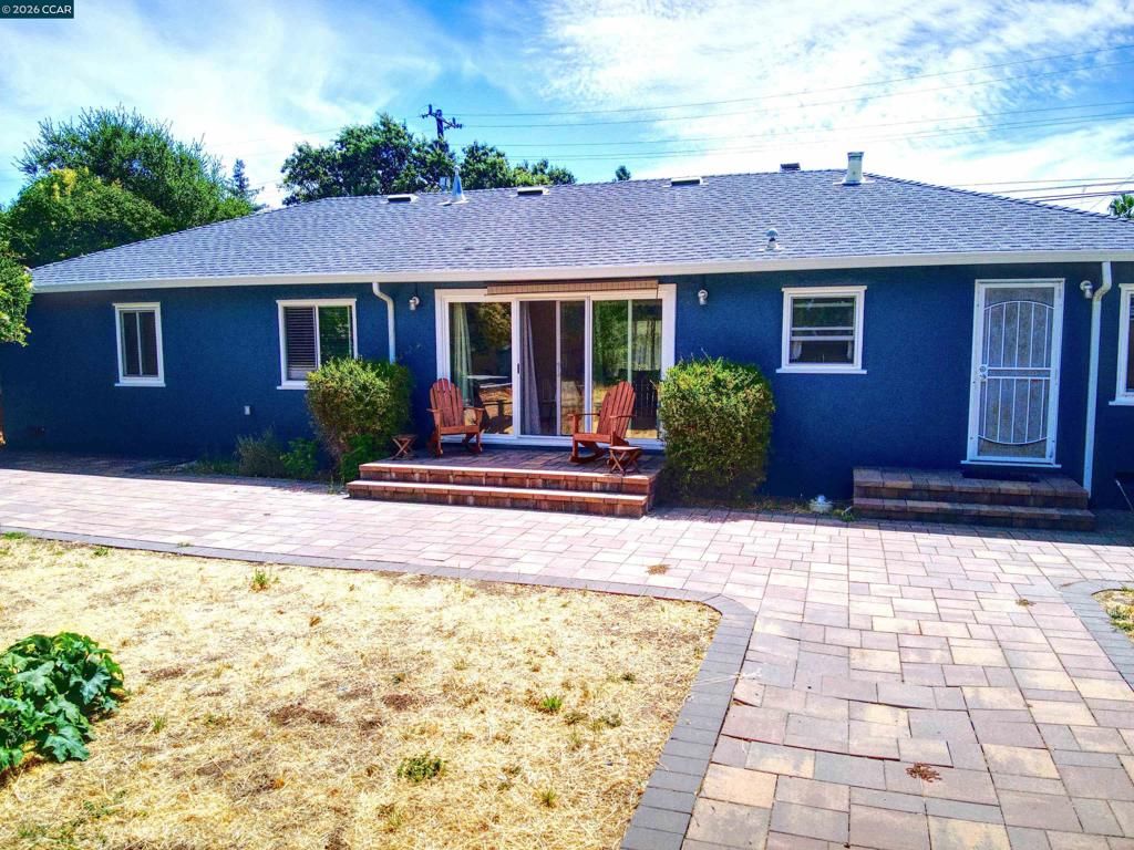 Image 14 of property listing at 1213 Grove Way, Concord, CA 94518