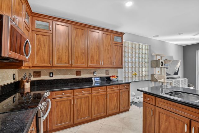 7132 Craw Key Way, Lake Worth, FL 33467