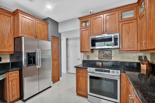 7132 Craw Key Way, Lake Worth, FL 33467