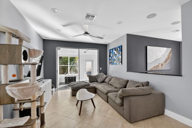 7132 Craw Key Way, Lake Worth, FL 33467