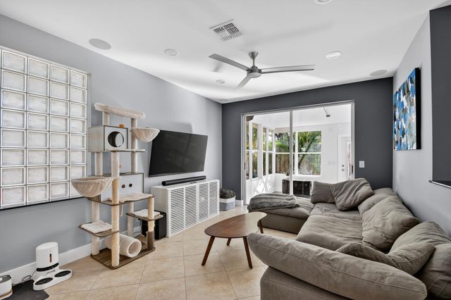 7132 Craw Key Way, Lake Worth, FL 33467