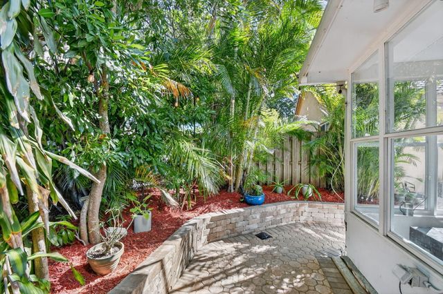 7132 Craw Key Way, Lake Worth, FL 33467