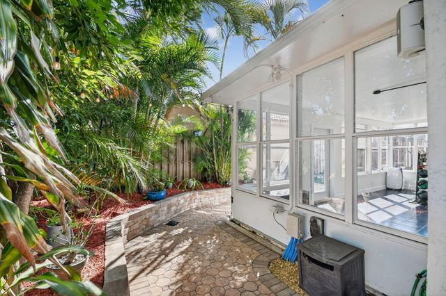 7132 Craw Key Way, Lake Worth, FL 33467