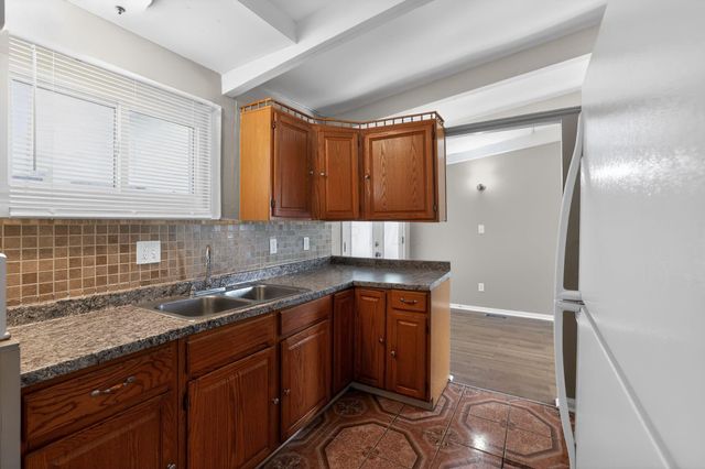 994 Sunbury Road, Columbus, OH 43219