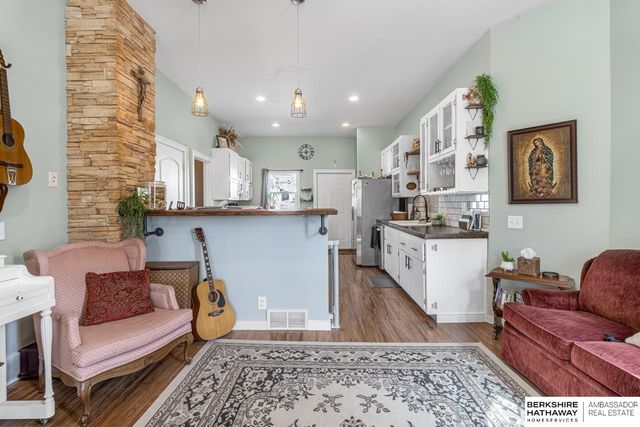 4226 Patrick Avenue, Omaha, NE 68111