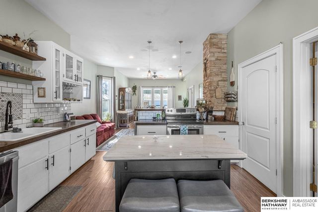 4226 Patrick Avenue, Omaha, NE 68111