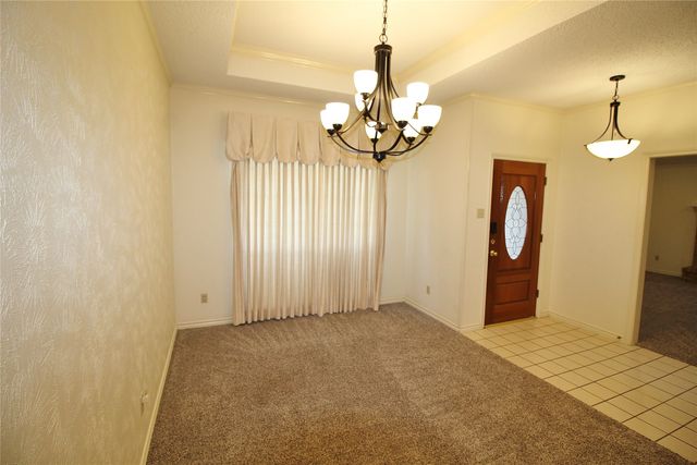 1327 High Ridge Drive, Duncanville, TX 75137