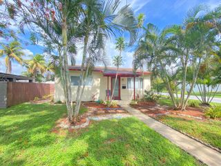 1645 NE 16th Avenue, Fort Lauderdale, FL 33305