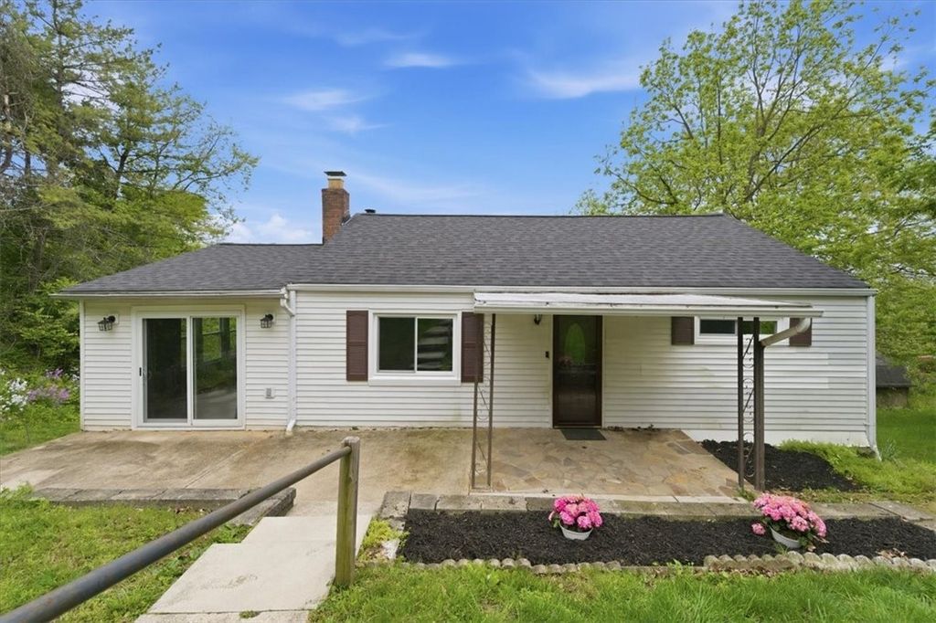 119 Planet Way, Robinson Twp, PA 15136