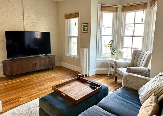 17 Dartmouth Place 2, Boston, MA 02116