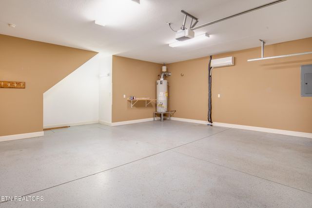 121 Meridian Way, Clinton, TN 37716