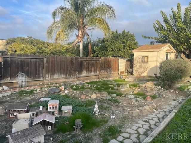 2113 S Court Street, Visalia, CA 93277