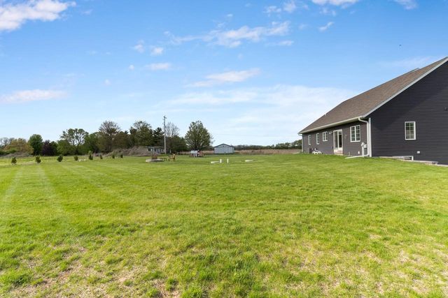 N806 Long Drive, Fort Atkinson, WI 53538