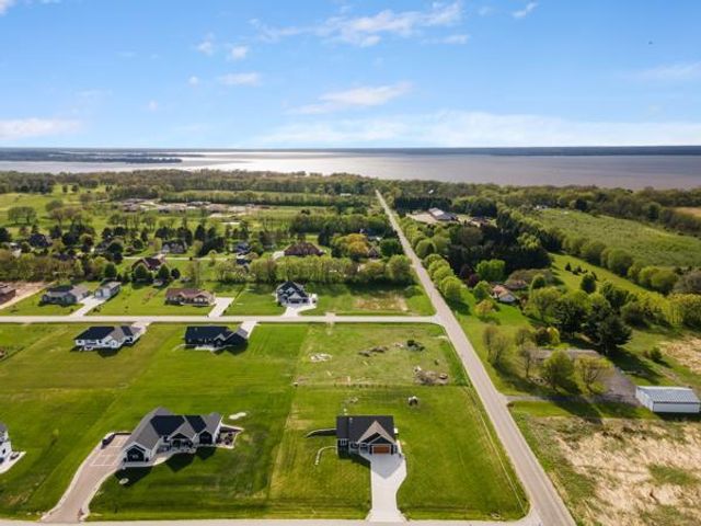N806 Long Drive, Fort Atkinson, WI 53538