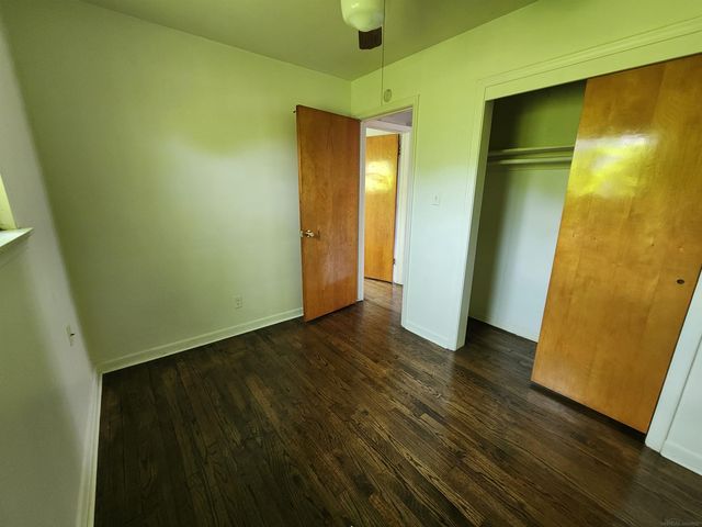 27605 Grant Street, Saint Clair Shores, MI 48081
