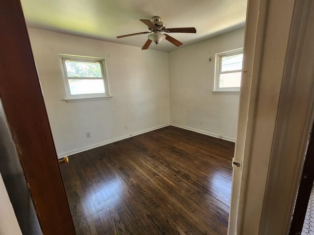 27605 Grant Street, Saint Clair Shores, MI 48081