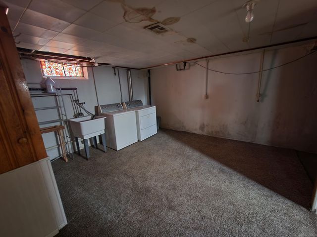27605 Grant Street, Saint Clair Shores, MI 48081