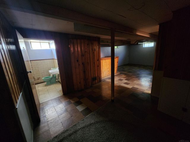 27605 Grant Street, Saint Clair Shores, MI 48081
