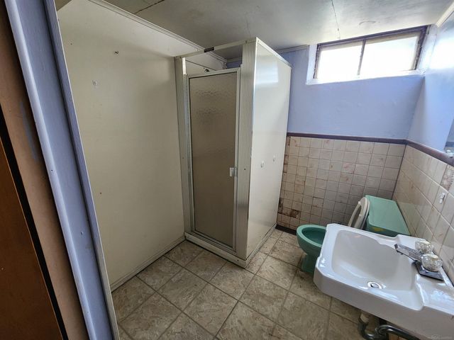 27605 Grant Street, Saint Clair Shores, MI 48081