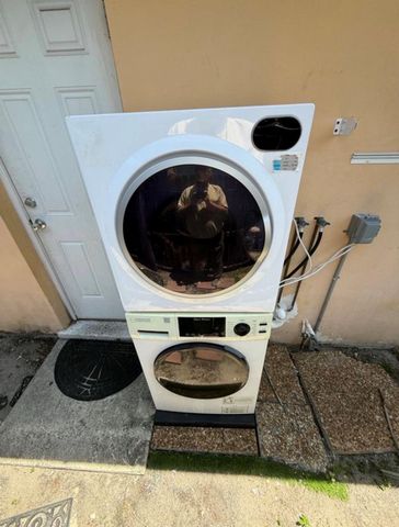 50 SE 6 Street A, Dania Beach, FL 33004