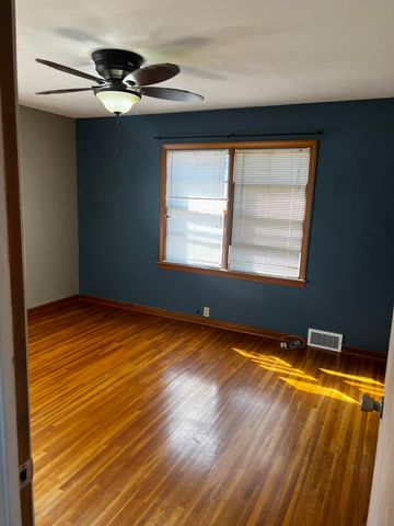 1150 Waverly St, Wichita, KS 67218