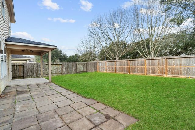 1122 Desert Willow Lane, Rosenberg, TX 77471