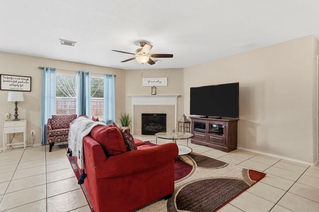 1122 Desert Willow Lane, Rosenberg, TX 77471