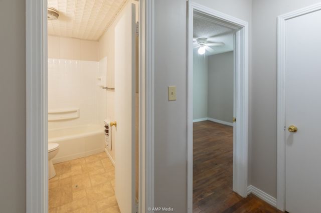 517 NW J Avenue, Hamlin, TX 79520