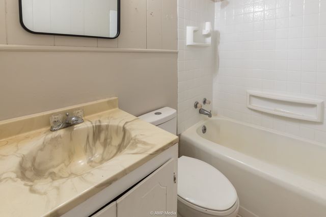 517 NW J Avenue, Hamlin, TX 79520