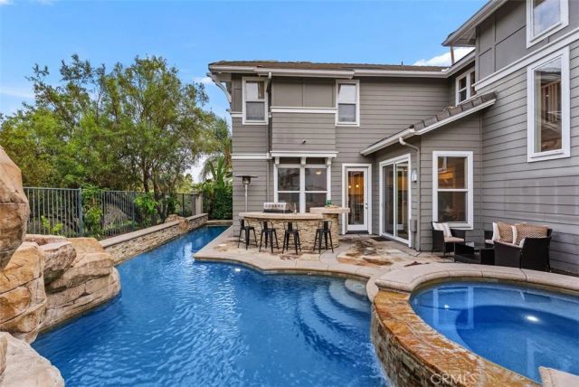 16 Vela Court, Coto De Caza, CA 92679