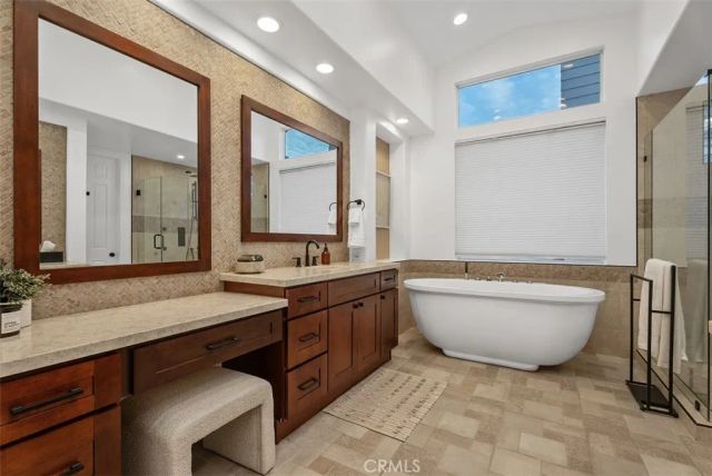 16 Vela Court, Coto De Caza, CA 92679
