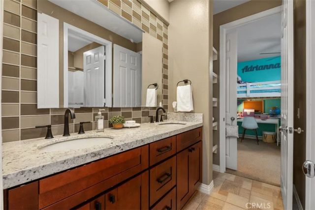 16 Vela Court, Coto De Caza, CA 92679