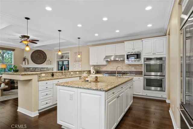 16 Vela Court, Coto De Caza, CA 92679