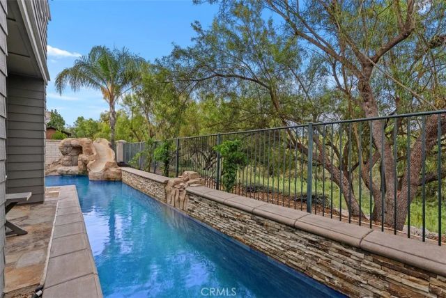 16 Vela Court, Coto De Caza, CA 92679