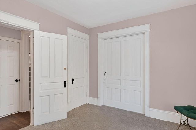 1238 N 33rd STREET, Milwaukee, WI 53208