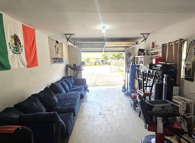 4816 Dabney Street, Houston, TX 77026