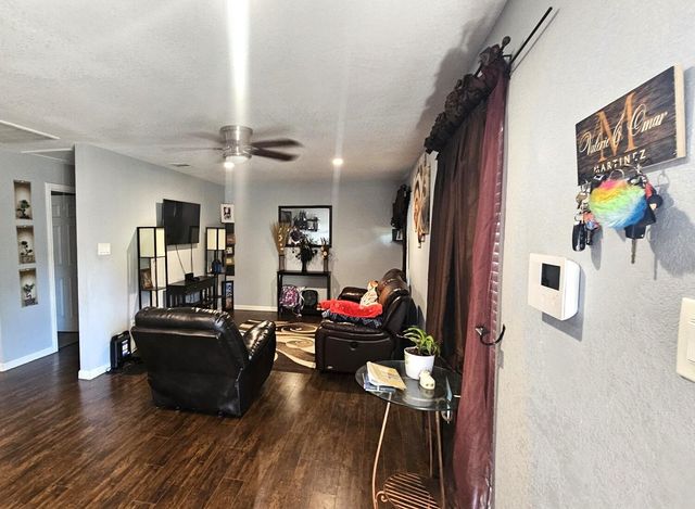 4816 Dabney Street, Houston, TX 77026