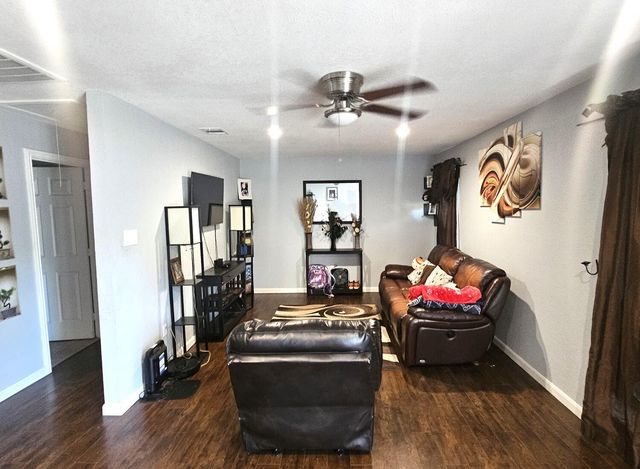 4816 Dabney Street, Houston, TX 77026