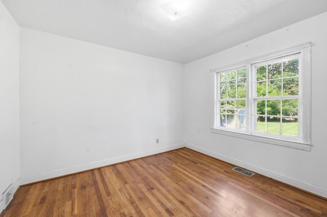 231 Southport Drive, Lexington, KY 40503